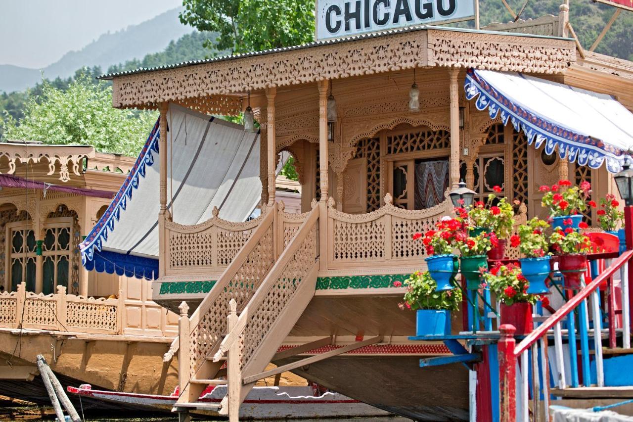 Chicago Group Of Houseboats Hotel Srinagar  Exterior photo